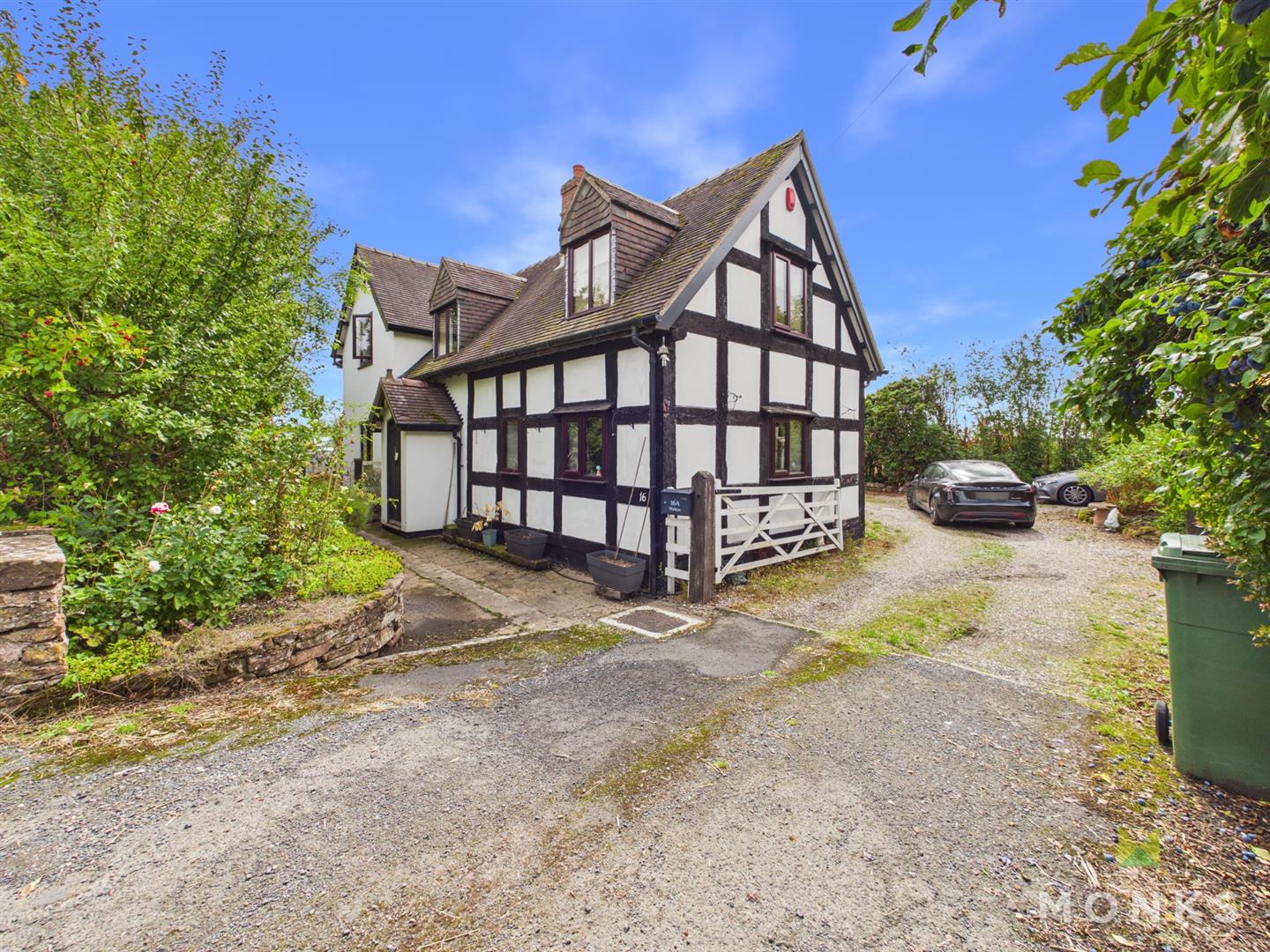 16 Walton, Telford, TF6 6AR For Sale